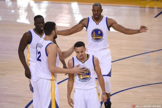 起与皮亚斯 起与皮亚斯