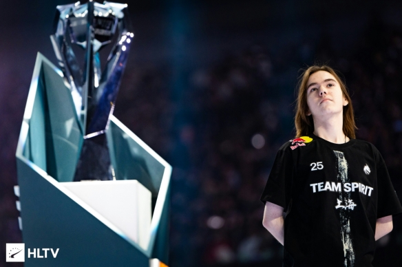 赢时膨胀 赢时膨胀